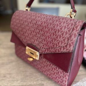 Brand new Michael Kors purse.